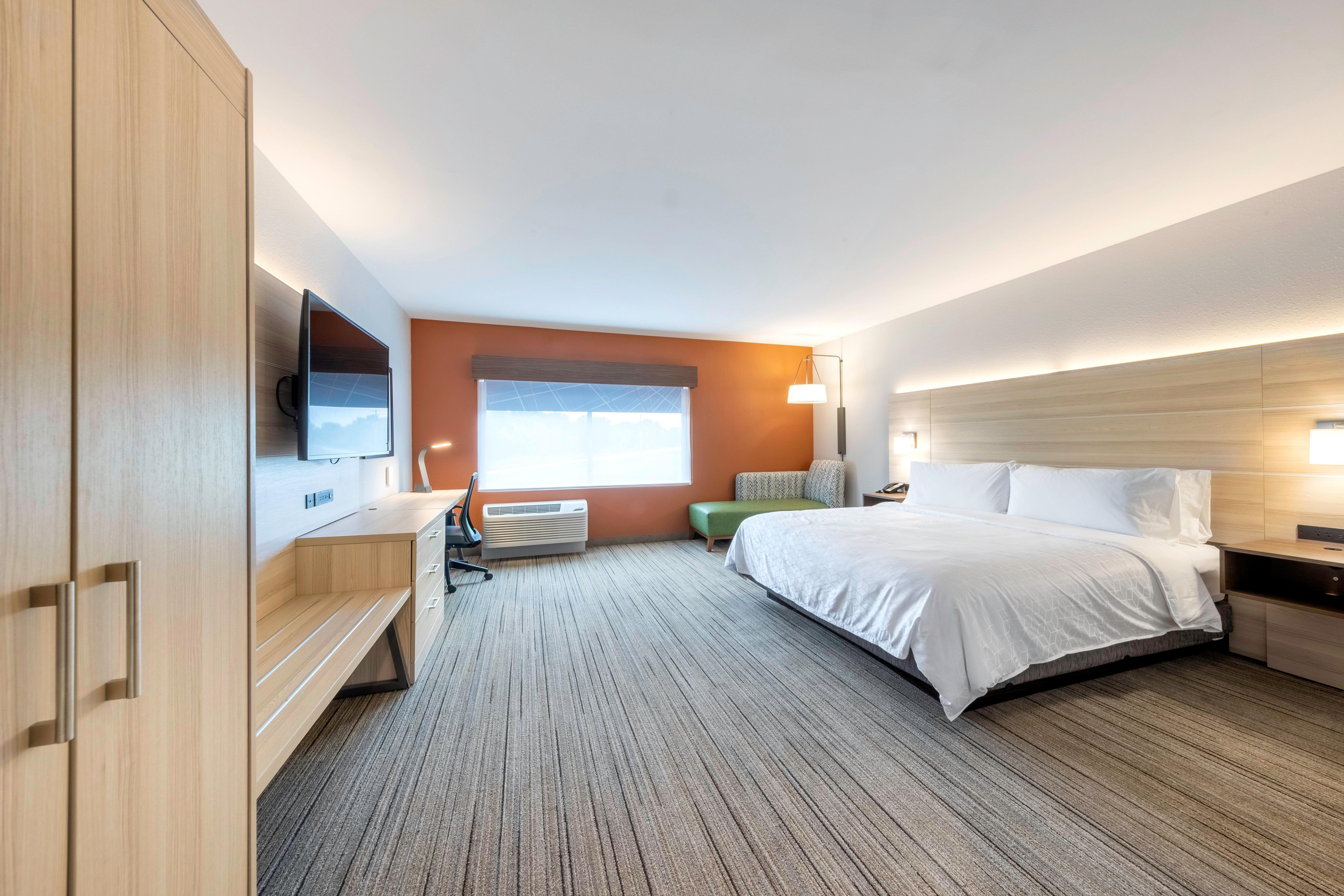 Holiday Inn Express & Suites - Staunton By Ihg Buitenkant foto